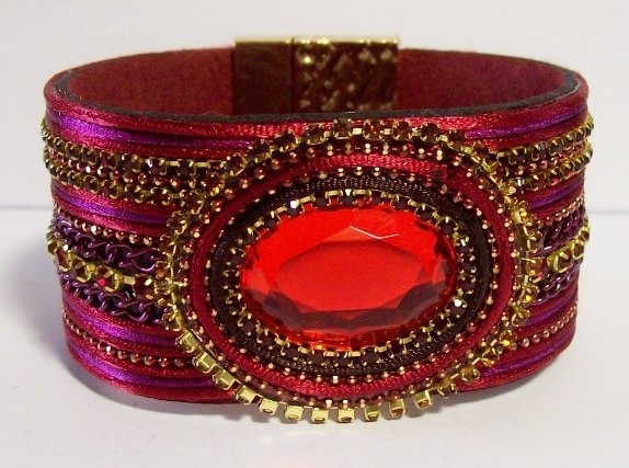images/productimages/small/1127_armband-exclusief-rood-magneetsluiting-027.jpg